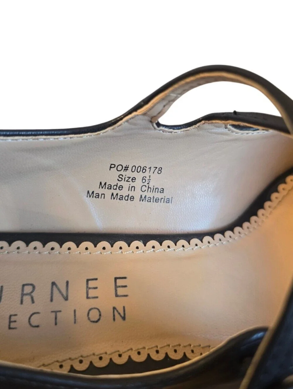 Journee Collection Sidney Black Faux Leather Mary Jane Pump 6.5